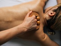 Los beneficios de la maderoterapia para la piel y el bienestar general